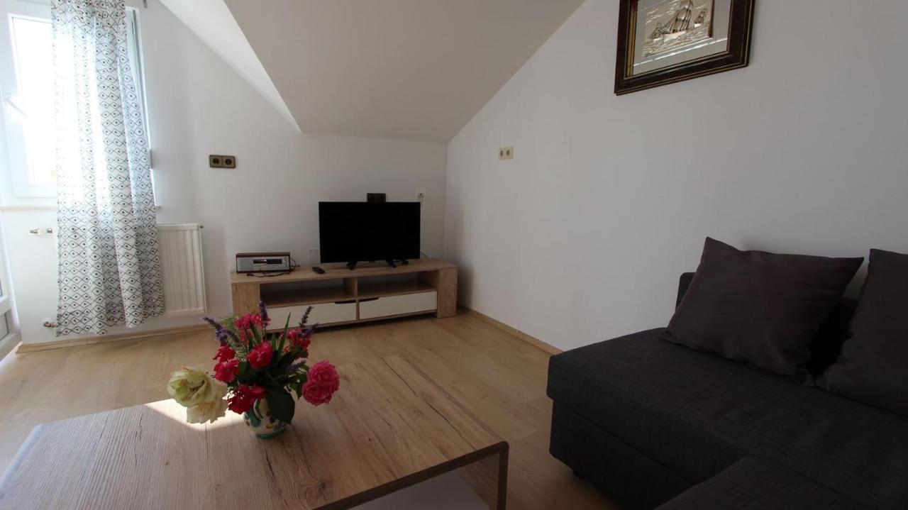 Apartments Marijana Srsici Exteriér fotografie
